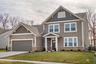 212 Education Wy in Shelbyville, KY - Building Photo