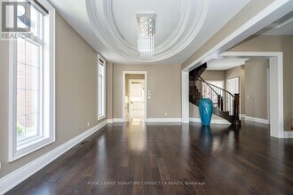 376 Torrey Pines Rd in Vaughan, ON - Building Photo - Building Photo