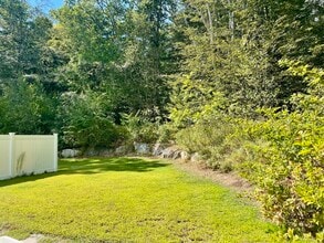 15 Conant St in Bridgewater, MA - Building Photo - Building Photo