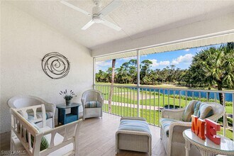 1930 Willow Bend Cir in Naples, FL - Foto de edificio - Building Photo