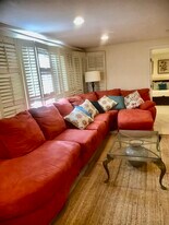 2401 General Pershing St, Unit 1st floor basement in New Orleans, LA - Building Photo