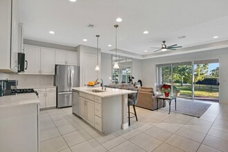 19750 Split Rail Run in Loxahatchee, FL - Foto de edificio - Building Photo