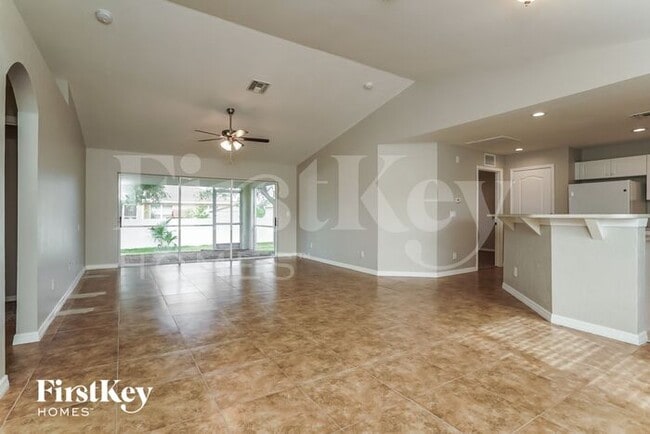 4116 NE 22nd Ave in Cape Coral, FL - Building Photo - Building Photo