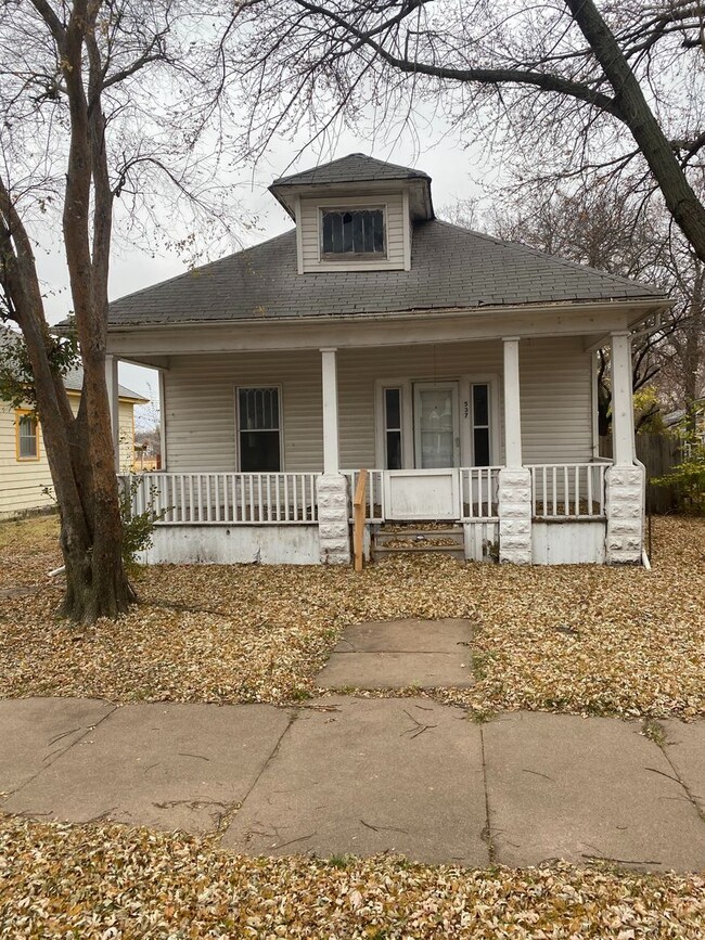 property at 537 E 3rd Ave