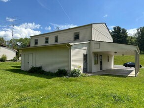 139 Harless Rd in West Jefferson, NC - Building Photo - Building Photo