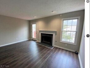 8329 Beacon Pl in Cleveland, OH - Building Photo - Building Photo