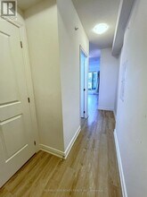 9618 Yonge St in Richmond Hill, ON - Building Photo - Building Photo