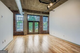 1023 Juniper St NE in Atlanta, GA - Building Photo - Building Photo