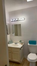 10075 Westpark Dr in Houston, TX - Building Photo - Building Photo