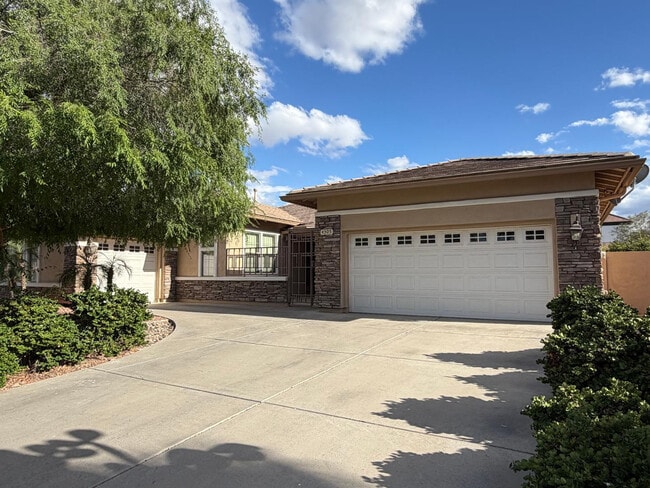 property at 4505 W McNeil St