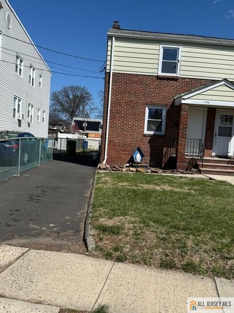 property at 1106 Walnut St