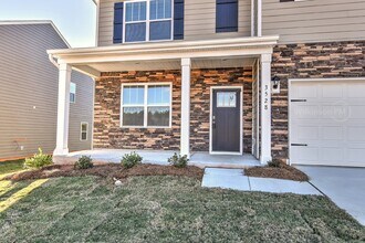 3528 Hackberry Dr in Gastonia, NC - Building Photo - Building Photo