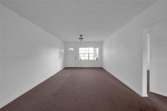 3401 SW 10th St in Miami, FL - Building Photo - Building Photo