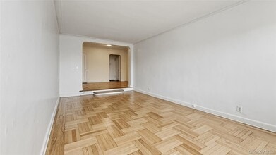 2190 Boston Rd in Bronx, NY - Building Photo - Building Photo