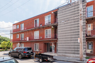 250 Greene Av in Montréal, QC - Building Photo - Building Photo