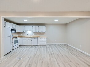 9973 Austin St NE in Blaine, MN - Building Photo - Building Photo