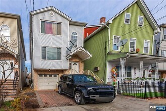 53 S Second St in Elizabeth, NJ - Foto de edificio - Building Photo