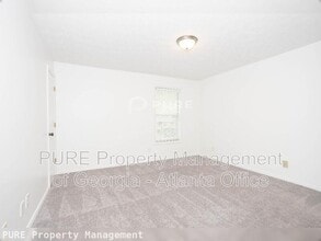 2408 Country Park Dr in Smyrna, GA - Building Photo - Building Photo