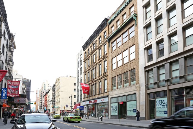 97 Chambers St