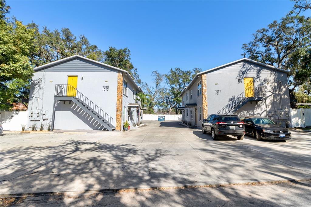 7917 Lakeshore Dr in Tampa, FL - Building Photo