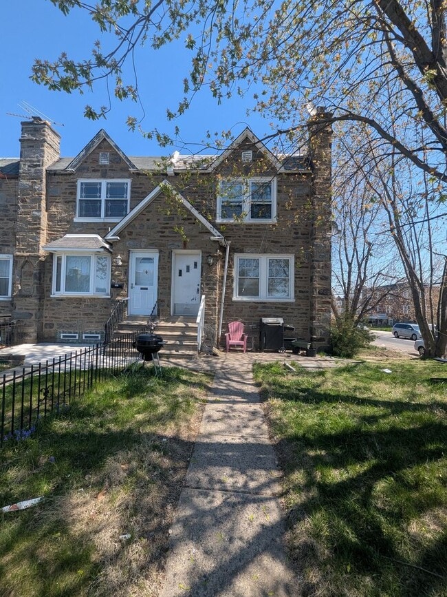 property at 3343 Chippendale St