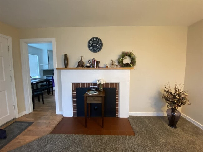 2404 S Eunice St in Port Angeles, WA - Building Photo - Building Photo