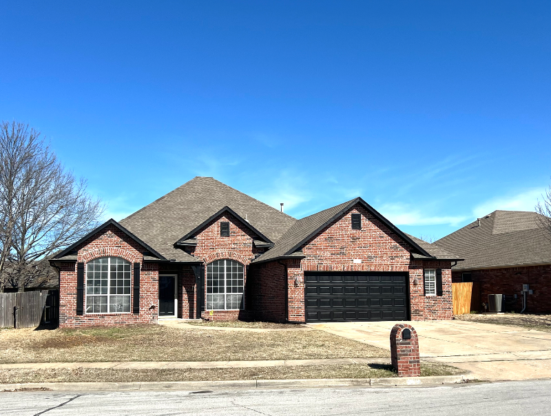 4308 W Broadway St in Broken Arrow, OK - Building Photo