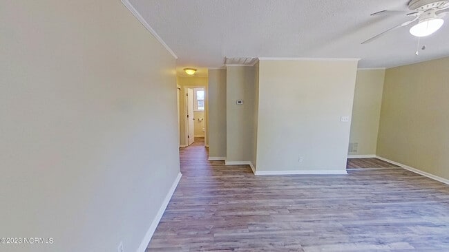 324 Starling St photo'