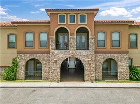 13 Mimosa St in Palmview, TX - Building Photo