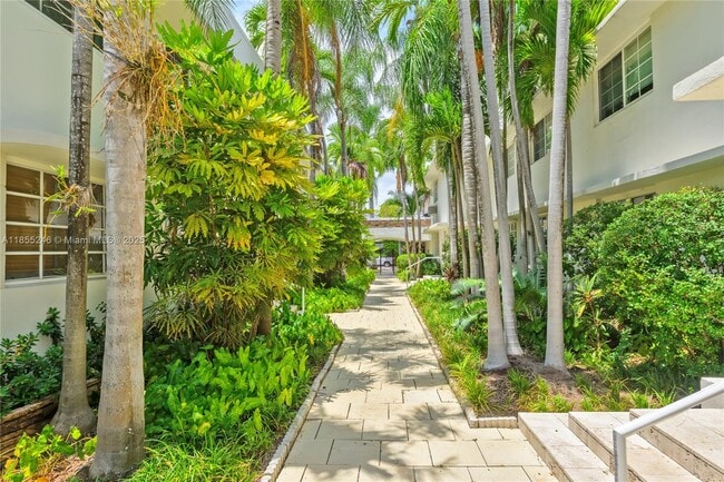 1605 Lenox Ave. in Miami Beach, FL - Building Photo - Building Photo