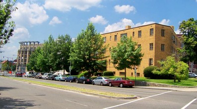 New Hampshire House in Washington, DC - Building Photo - Building Photo