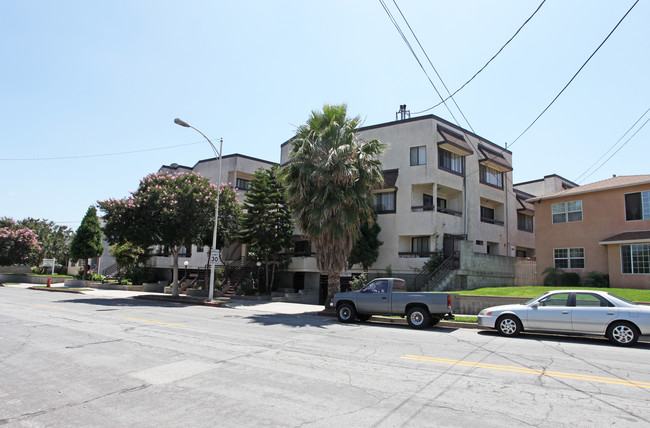 1905 Scott Rd in Burbank, CA - Building Photo - Building Photo