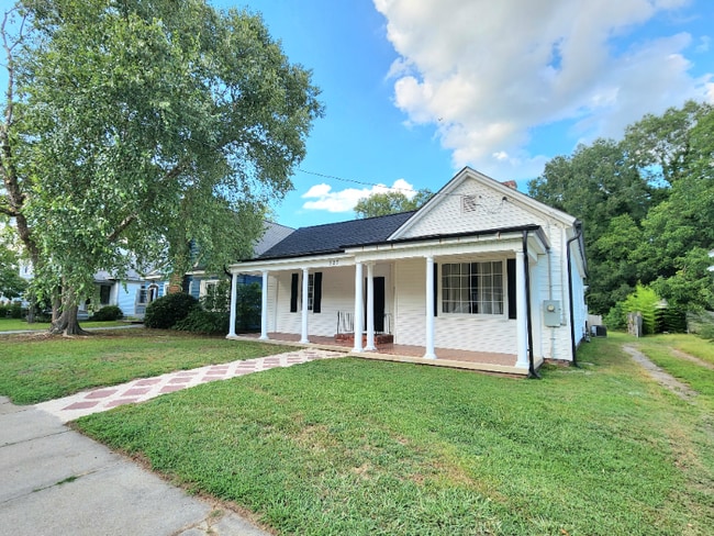 523 Avent St in Rocky Mount, NC - Building Photo - Building Photo