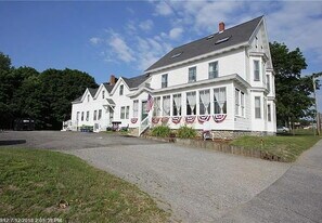 607 Lisbon St in Lisbon, ME - Building Photo