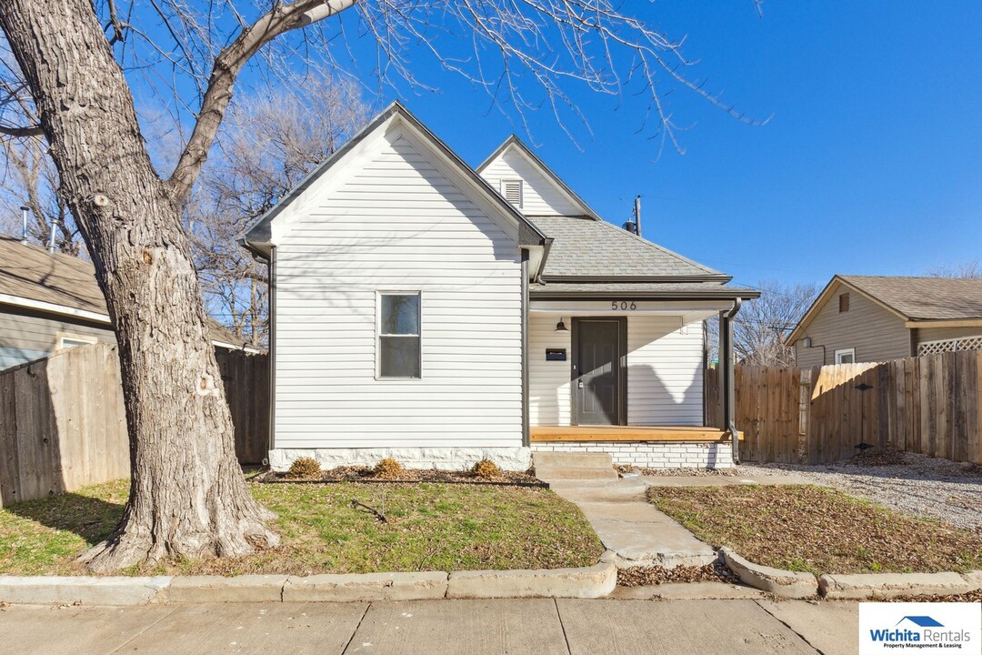 506 S Oak St in Wichita, KS - Building Photo