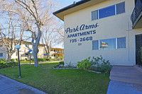 Park Arms Apartments in Las Vegas, NV - Building Photo - Building Photo