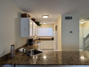 1644 Beach Blvd in Biloxi, MS - Building Photo - Building Photo