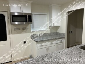 404 Covey Ave in Bakersfield, CA - Building Photo - Building Photo