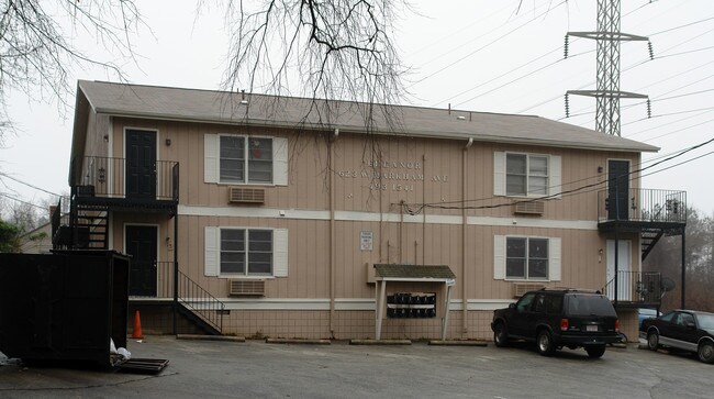 Eleanor in Durham, NC - Foto de edificio - Building Photo