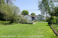 616 Hillcrest Dr photo'