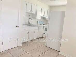 608 Kansas Ave in Lakeland, FL - Building Photo - Building Photo
