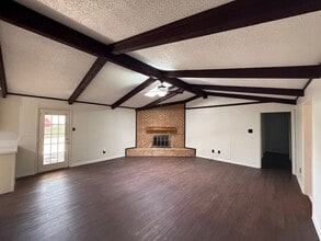 1221 Trailwood Ln in Longview, TX - Building Photo - Building Photo