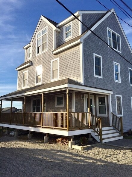 property at 52 Ocean Rd N