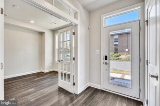 103 Pleasant St NW in Vienna, VA - Building Photo - Building Photo