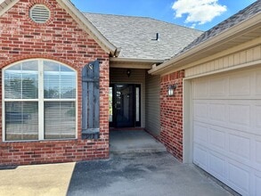 612 Windbrook Ct in Fort Smith, AR - Building Photo - Building Photo