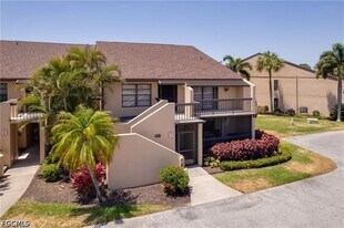 15489 Admiralty Cir in North Fort Myers, FL - Building Photo