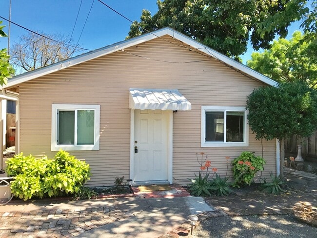 1364 Fremont St in San Jose, CA - Building Photo - Building Photo