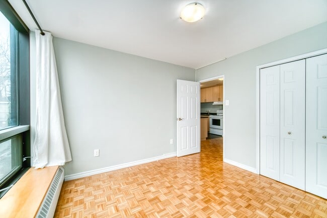property at 1545-1545 Oxford St