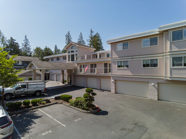 The Bluffs at Mukilteo in Mukilteo, WA - Foto de edificio - Building Photo