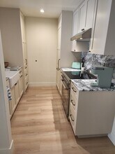 215 Wichita Ave, Unit 106 in Huntington Beach, CA - Building Photo - Building Photo